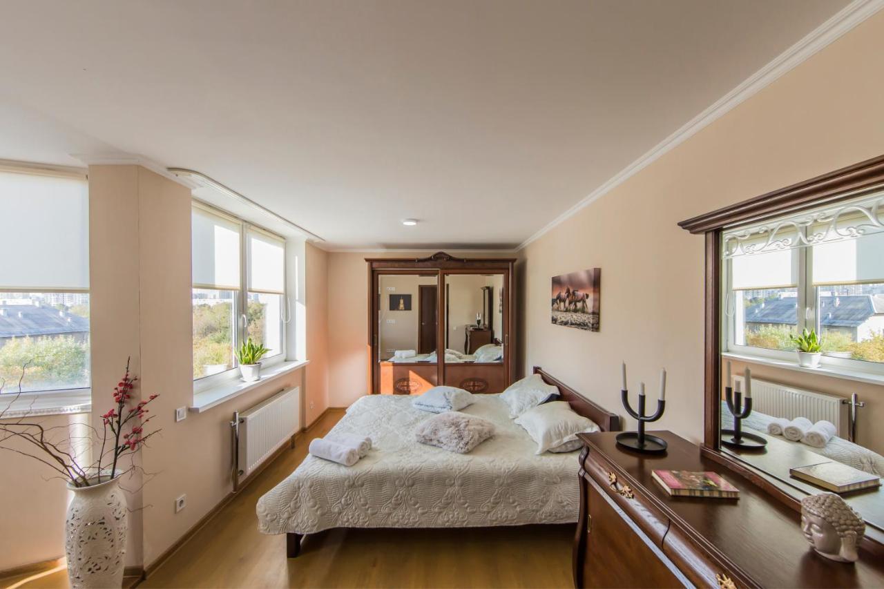 Super Comfort Flat For You Near The Metro. Kijów Zewnętrze zdjęcie