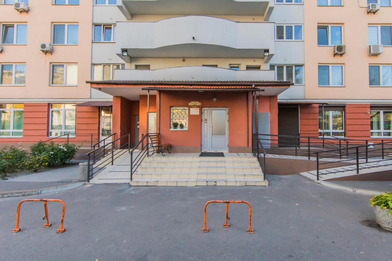 Super Comfort Flat For You Near The Metro. Kijów Zewnętrze zdjęcie